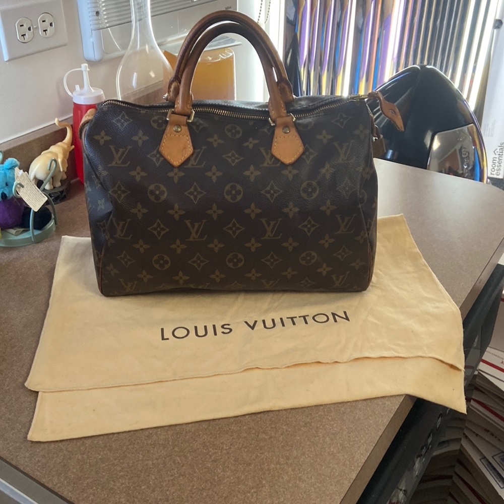 Louis Vuitton Speedy Travel Bag 30 - Picture 2 of 16